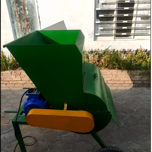 علوفه کوب 1/5 تن 7 اسب بخار